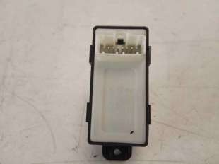 Recambio de mando elevalunas trasero izquierdo para kia carens ( ) 2013- drive referencia OEM IAM 93580A4000   2
