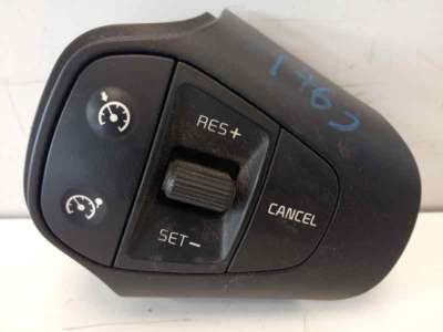 Recambio de mando volante para kia carens ( ) 2013- drive referencia OEM IAM 96700A4200  