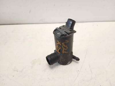 Recambio de bomba limpia para ssangyong rexton w 2013- limited 4wd referencia OEM IAM 8632005000  
