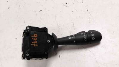 Recambio de mando limpia para renault clio iv 2012- dynamique referencia OEM IAM 255675887R  