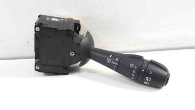 Recambio de mando limpia para renault clio iv 2012- dynamique referencia OEM IAM 255675887R  