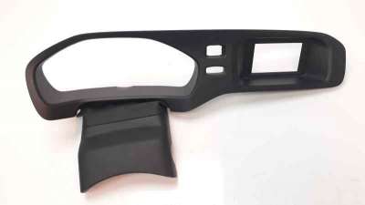 Recambio de moldura para volvo v40 2012- kinetic referencia OEM IAM 31389537  