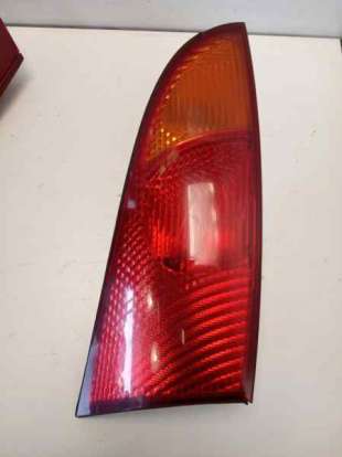 Recambio de piloto trasero izquierdo para ford focus berlina (cak) 1998-2004 1.6 16v cat referencia OEM IAM 1065780  
