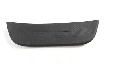 Recambio de moldura para kia cee´d 2012-2018 x-tech referencia OEM IAM 85888A2000WK  