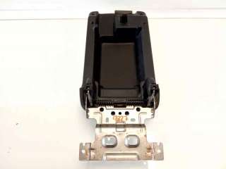 Recambio de apoyabrazos central para ssangyong tivoli 2015- limited 4x2 referencia OEM IAM   