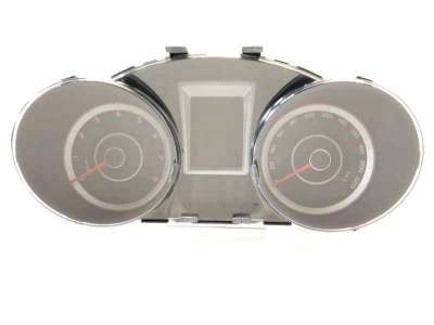 Recambio de cuadro instrumentos para ssangyong tivoli 2015- limited 4x2 referencia OEM IAM 8024035750  