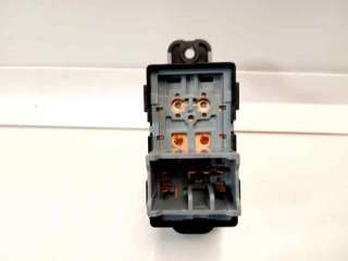 Recambio de mando elevalunas delantero derecho para ssangyong tivoli 2015- limited 4x2 referencia OEM IAM 8585035000  