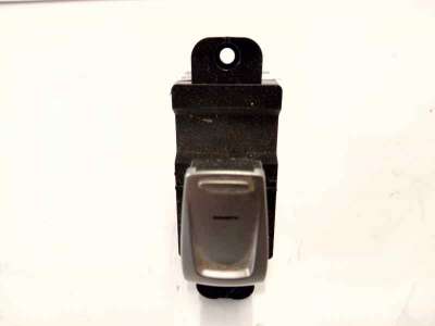 Recambio de mando elevalunas trasero derecho para ssangyong tivoli 2015- limited 4x2 referencia OEM IAM 8585035000  