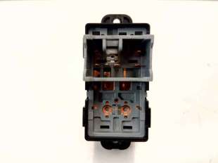 Recambio de mando elevalunas trasero derecho para ssangyong tivoli 2015- limited 4x2 referencia OEM IAM 8585035000   2