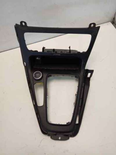 Recambio de moldura para ford focus lim. 2014-2018 trend + referencia OEM IAM   
