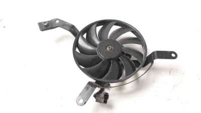 Recambio de electroventilador para triumph street triple 2012-2017 street triple referencia OEM IAM   