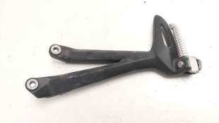 Recambio de estribo lateral para triumph street triple 2012-2017 street triple referencia OEM IAM 2081943  