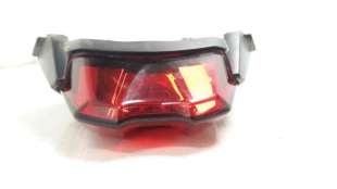 Recambio de piloto trasero central para triumph street triple 2012-2017 street triple referencia OEM IAM T2700631   2