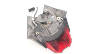 Recambio de piloto trasero central para triumph street triple 2012-2017 street triple referencia OEM IAM T2700631  