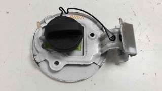 Recambio de tapa exterior combustible para toyota yaris 2014-2017 active referencia OEM IAM 773500D080  