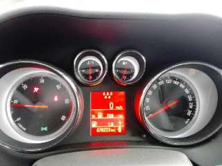 Recambio de cuadro instrumentos para opel zafira tourer 2010-2016 2.0 16v cdti referencia OEM IAM 769166750U  
