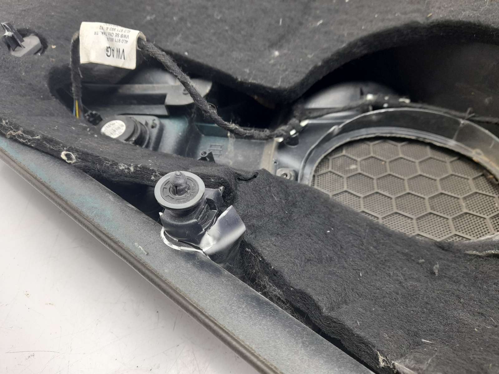 Recambio de guarnecido puerta trasera izquierda para audi q7 (4l) 2006-2015 3.0 tdi referencia OEM IAM 4L0867303AA   Recambio de guarnecido puerta trasera izquierda para audi q7 (4l) 2006-2015 3.0 tdi referencia OEM IAM 4L0867303AA
