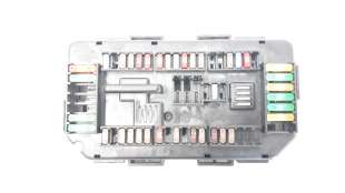 Recambio de caja reles / fusibles para bmw serie 3 lim. (f30) 2015-2018 318d advantage referencia OEM IAM 938906801 6114V7