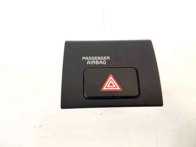 Recambio de warning para kia rio (yb) 2016- 1.2 cat referencia OEM IAM 937701WBB0  