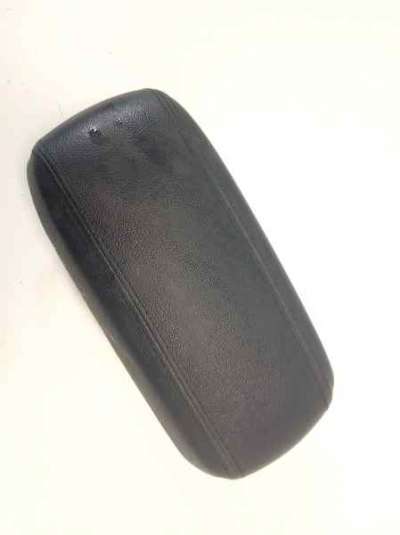 Recambio de apoyabrazos central para kia rio (yb) 2016- 1.2 cat referencia OEM IAM   