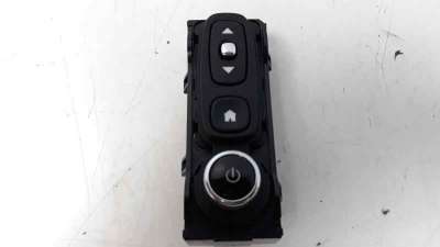 Recambio de mando multifuncion para renault captur 2013- xmod referencia OEM IAM 253B08825R  