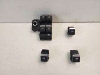 Recambio de mando elevalunas delantero izquierdo para audi a4 berlina (8w2) 2015-2019 básico referencia OEM IAM 8W0959851E  