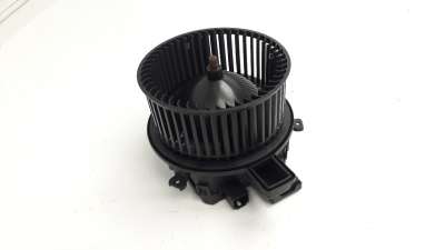 Recambio de ventilador calefaccion para audi a4 berlina (8w2) 2015-2019 básico referencia OEM IAM 4M1820021 000925599 C24245103