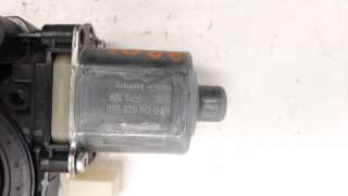 Recambio de motor elevalunas trasero izquierdo para audi a4 berlina (8w2) 2015-2019 básico referencia OEM IAM 8W0959811  