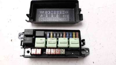 Recambio de caja reles / fusibles para mini r53 2001-2007 cooper referencia OEM IAM 185613050402  