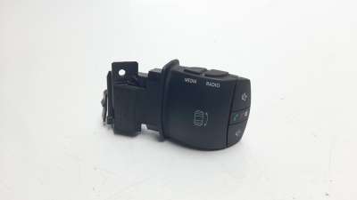 Recambio de mando volante para renault scenic iii 2009-2016 expression referencia OEM IAM 255522540R  