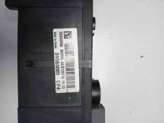 Recambio de caja reles / fusibles para opel corsa e 2014- selective referencia OEM IAM 39068005  