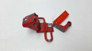 Recambio de retenedor puerta para audi r8 (423) 2007- 4.2 fsi referencia OEM IAM 4E0831411C  