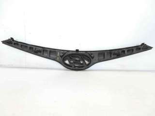 Recambio de rejilla delantera para hyundai i20 2012-2015 1.2 16v cat referencia OEM IAM 863514P500  