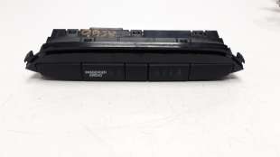 Recambio de pantalla multifuncion para hyundai i20 2014- 1.2 16v cat referencia OEM IAM 93700C8030  
