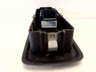 Recambio de mando elevalunas trasero derecho para land rover discovery 4 2009-2016 tdv6 se referencia OEM IAM AH2214717AB  