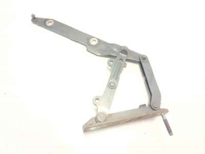 Recambio de retenedor puerta para land rover discovery 4 2009-2016 tdv6 se referencia OEM IAM LR040747  