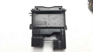 Recambio de moldura para suzuki v-strom 650 2017- referencia OEM IAM 4743128K0  