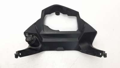 Recambio de molduras delanteras para suzuki v-strom 650 2017- referencia OEM IAM 9463128K0  