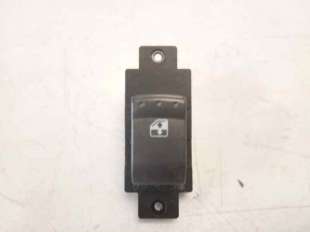 Recambio de mando elevalunas trasero derecho para ssangyong rexton 2003-2012 2.7 turbodiesel cat referencia OEM IAM 202006279  
