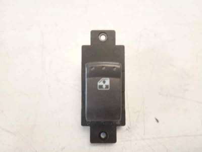 Recambio de mando elevalunas trasero derecho para ssangyong rexton 2003-2012 2.7 turbodiesel cat referencia OEM IAM 202006279  