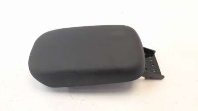 Recambio de apoyabrazos central para hyundai kona 2017- 1.0 tgdi cat referencia OEM IAM 84611J9000TRY  