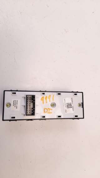 Recambio de mando elevalunas delantero izquierdo para hyundai kona 2017- 1.0 tgdi cat referencia OEM IAM 93570J9150  