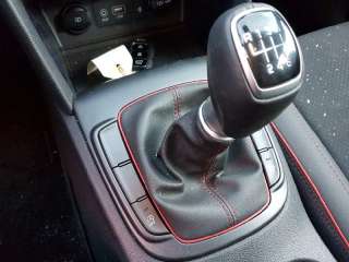Recambio de pomo palanca cambio para hyundai kona 2017- 1.0 tgdi cat referencia OEM IAM 84640J9000STE  