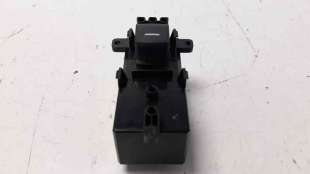 Recambio de mando elevalunas trasero derecho para honda civic lim.5 (fk) 2017- 1.0 vtec cat referencia OEM IAM 83740TGGG020BLK  