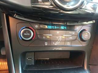 Recambio de mando climatizador para ford focus lim. 2014-2018 trend + referencia OEM IAM F1ET18C612AE  