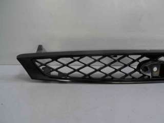 Recambio de rejilla delantera para ford focus berlina (cak) 1998-2004 referencia OEM IAM 1744364 107103005 FD4222001