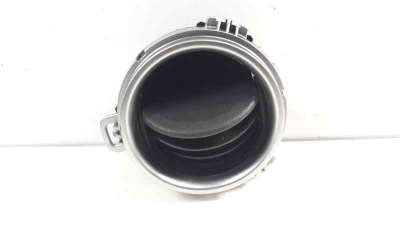 Recambio de rejilla aireadora para toyota yaris 2011-2014 active referencia OEM IAM 556800D020C8  