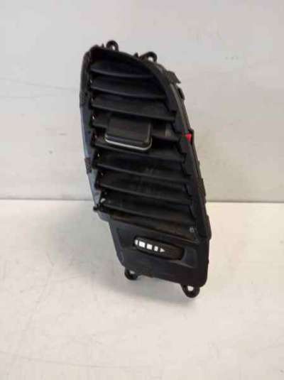 Recambio de rejilla aireadora para hyundai i30 (gd) 2012-2017 classic referencia OEM IAM 97410A6000  