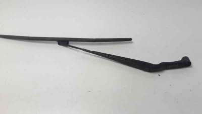 Recambio de brazo limpia delantero derecho para renault kadjar 2015- zen referencia OEM IAM 288860455R  