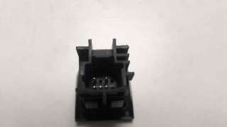 Recambio de warning para renault kadjar 2015- zen referencia OEM IAM 252900624R  
